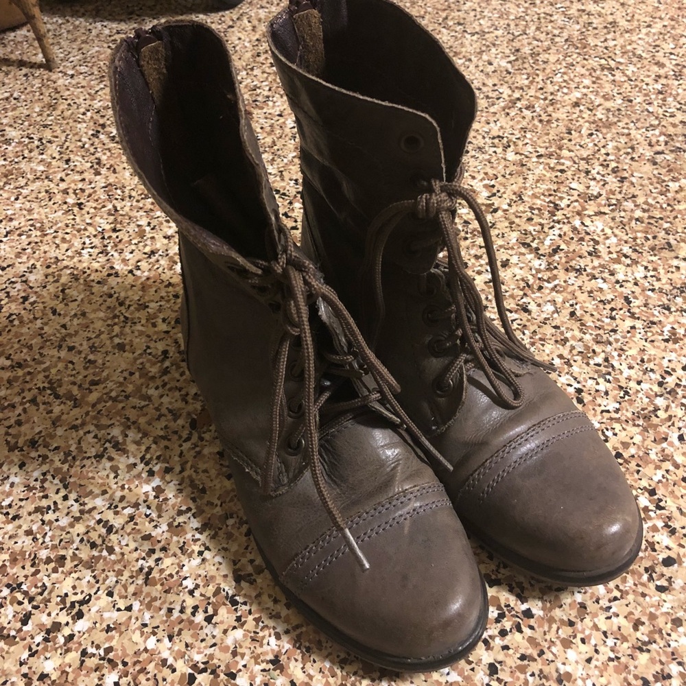 Steve Madden Combat Boots size 5